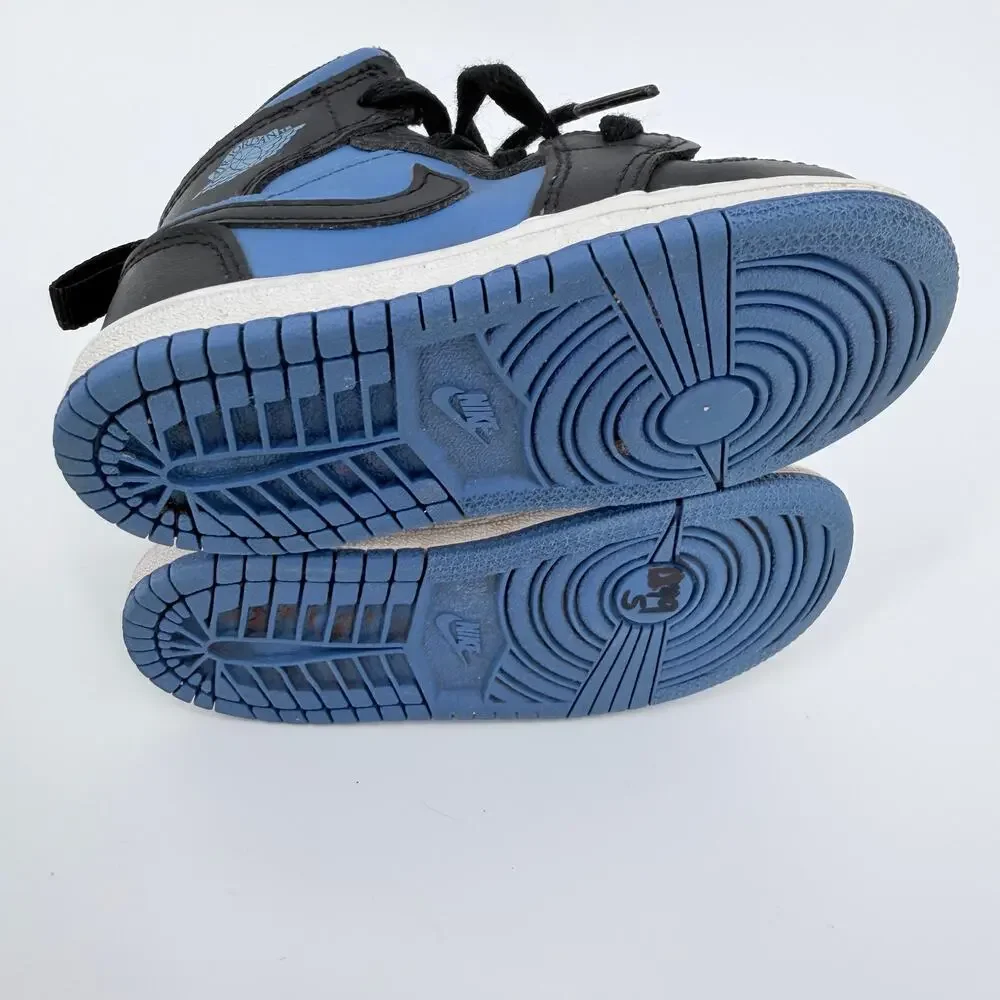 Nike step out